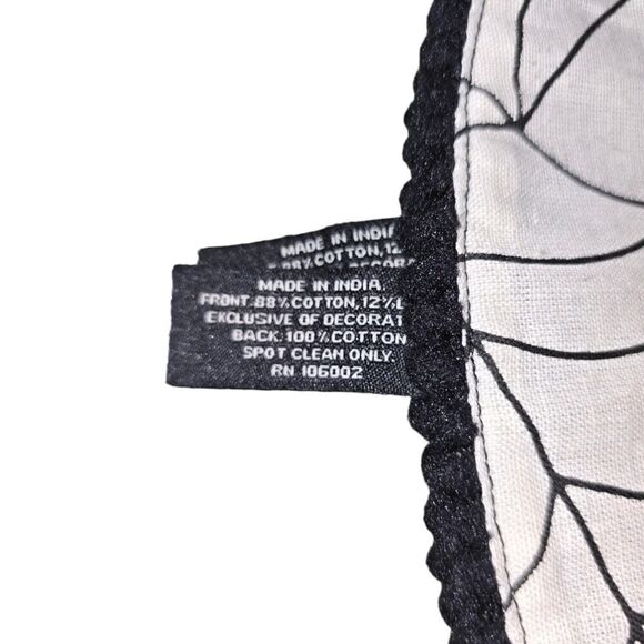 Max Studio Beaded Spider Web Halloween Placemats 15in Round Set of 4 - Picture 4 of 4